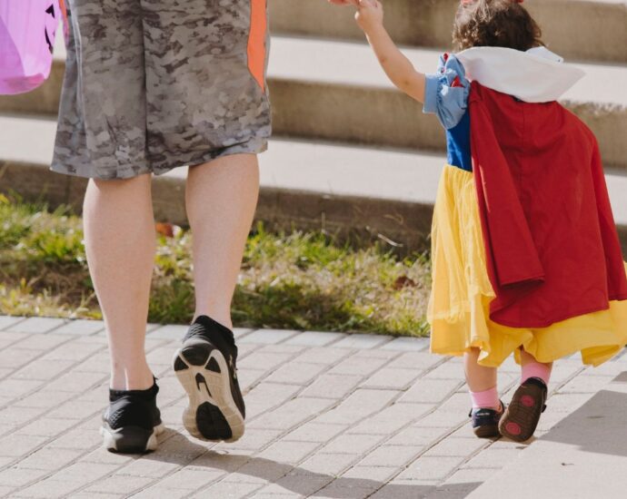 Young girl in Snow White costume