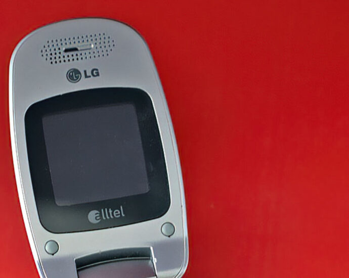 LG Flip phone